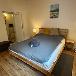 Voeroes Patak Apartmanhaz -red Creek Apartmant House