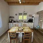 Apartment Voeroes Patak Apartmanhaz -red Creek Apartmant House Balatonfuzfo