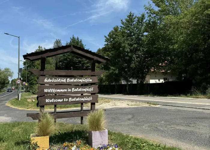 דירה Voeroes Patak Apartmanhaz -red Creek Apartmant House Balatonfůzfő